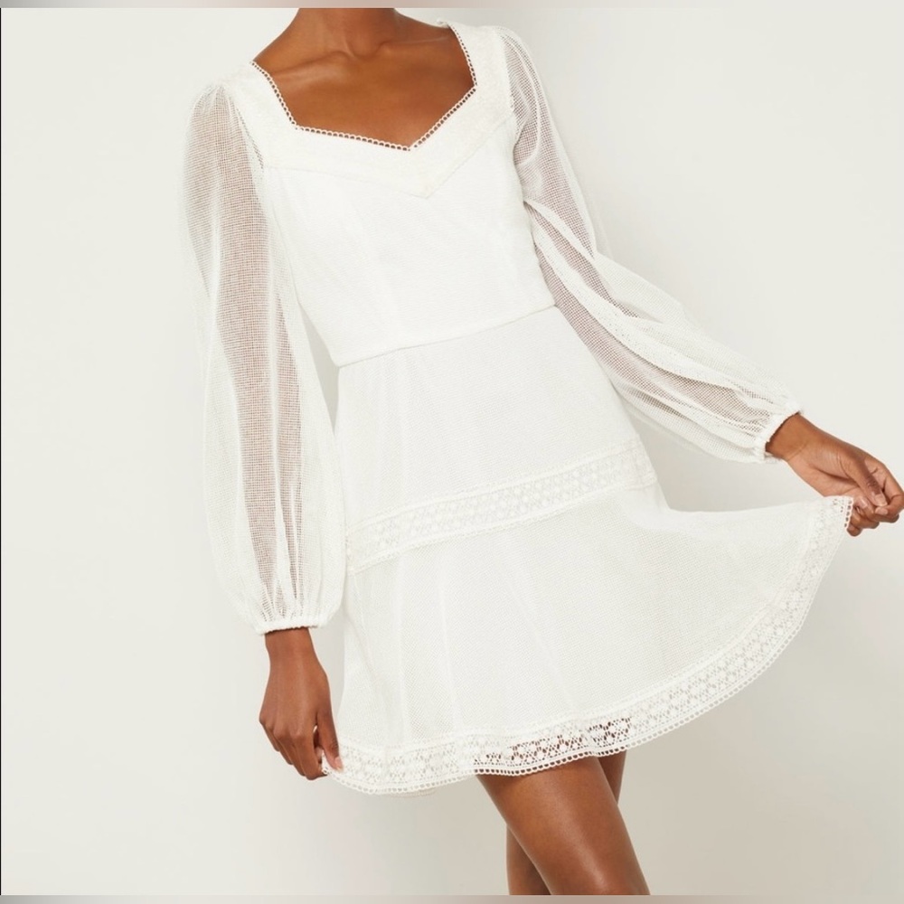 BCBG MAX AZRIA Ladies Dress Minna Mesh Off White Mini Lace Trim Pristine NWT!!! - Picture 2 of 16